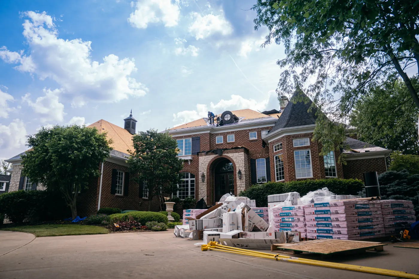 Manufacturer-certified roof installation in West Lebanon